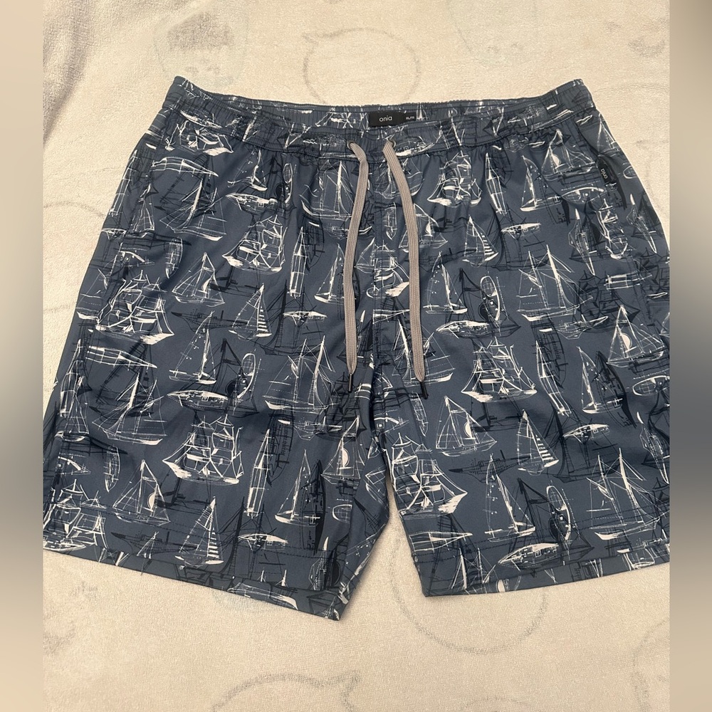 Never worn: Onia Charles Boat Print Men’s Swim Trunks Size XXL